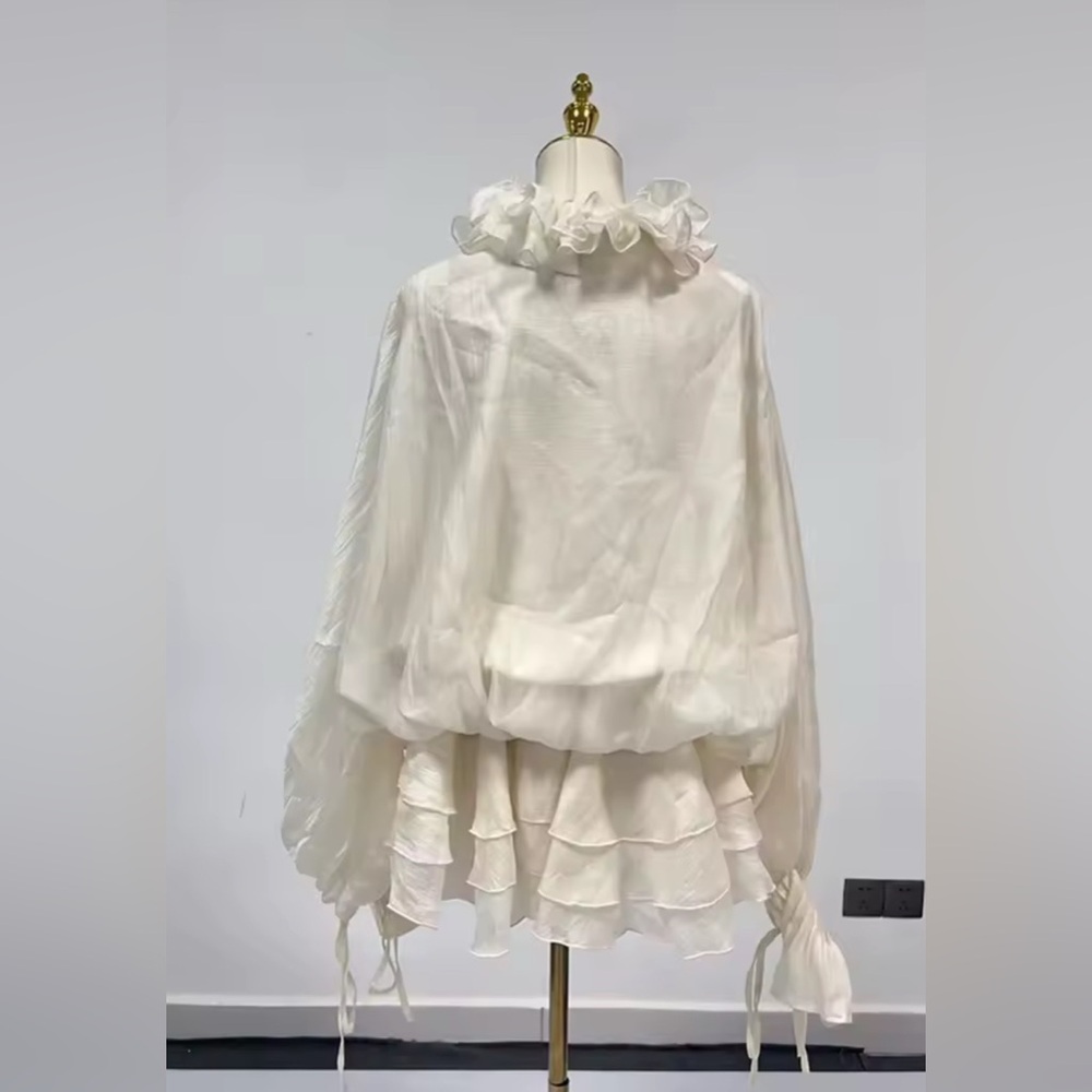 NEW $158 Romantic Ellena Rose Cream Ruffled Top/Dress - Picture 5 of 6